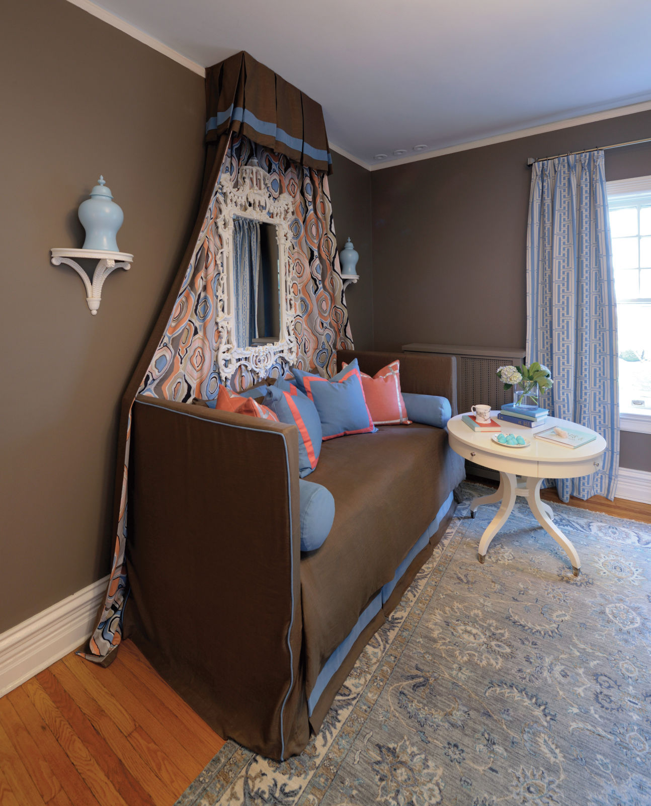 bedroom1.jpg